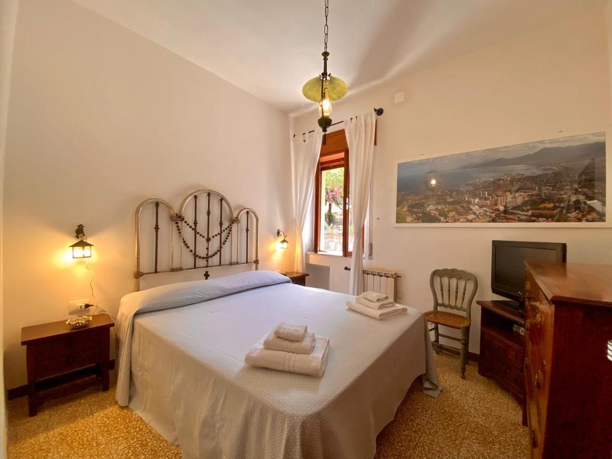 Villa Tana Pacenzia Cefalu Exterior photo